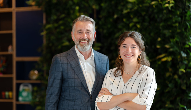  Leading with Agility LEA