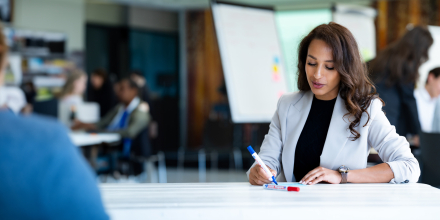 Kelly du Croix - Header Implementation