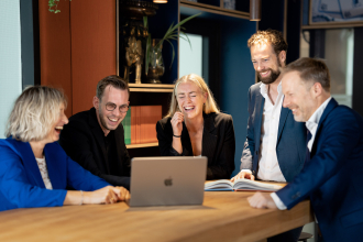 Management Consultancy Overleg Gezamelijk Laptop Lach