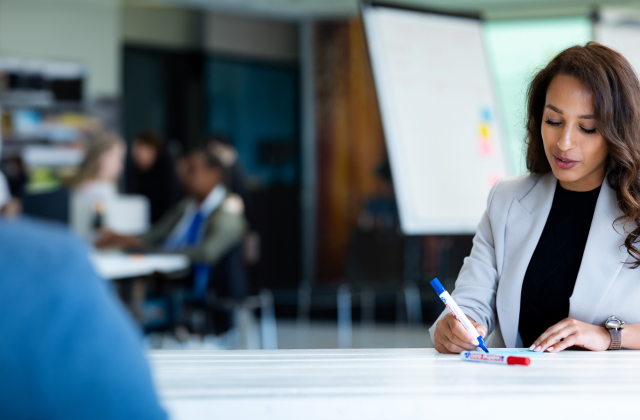 Kelly du Croix - Header Implementation 